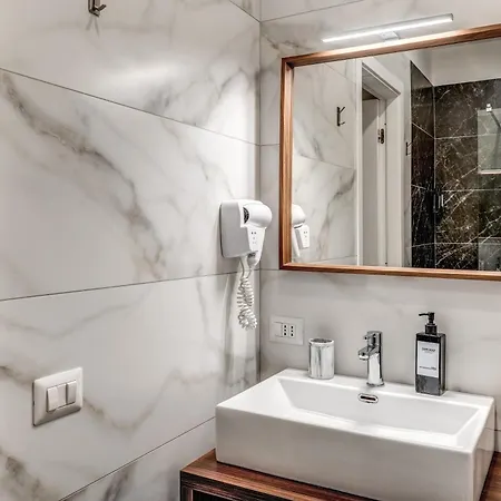 Boutique Spagnoli Gasthuis 4*