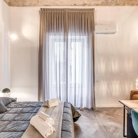 Boutique Spagnoli Penzion Neapol