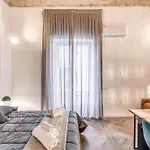 Boutique Spagnoli Gasthof Neapel