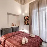 Boutique Spagnoli Gasthof Neapel