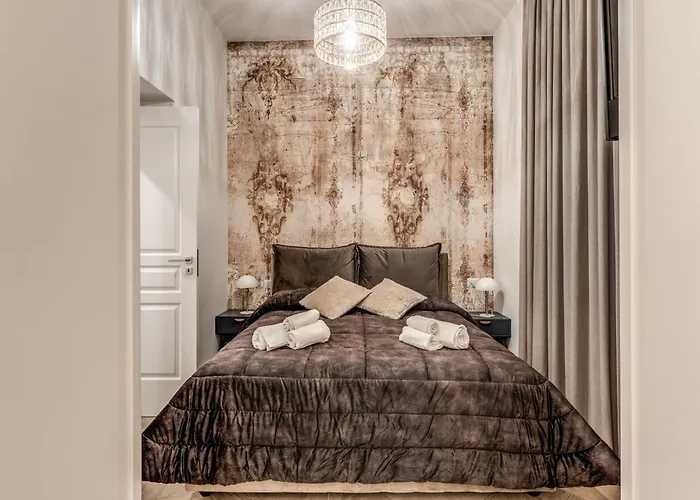 Boutique Spagnoli 4* Neapel