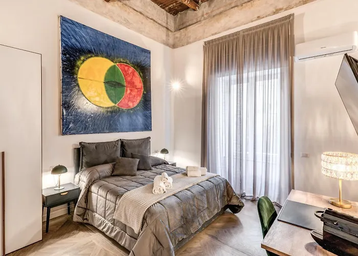 Boutique Spagnoli 4* Naples